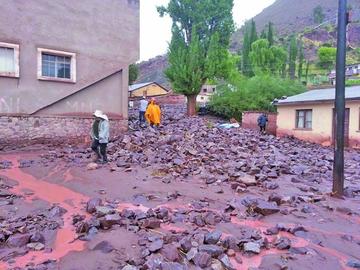 Punutuma es una de las regiones afectadas por el desborde de un río.