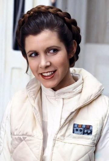Habrá funeral íntimo para Reynolds y Carrie Fisher