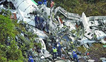 El accidente ocurrió cerca al aeropuerto de Medellín y provocó la muerte de 71 personas.