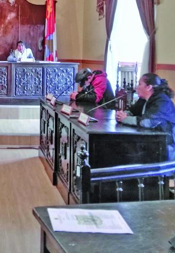 Oposición copa presidencias de comisión en el Concejo Municipal