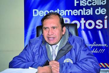 El fiscal departamental, Fidel Castro.