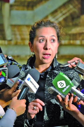 Moreira renuncia al ministerio de Agua antes de su interpelación