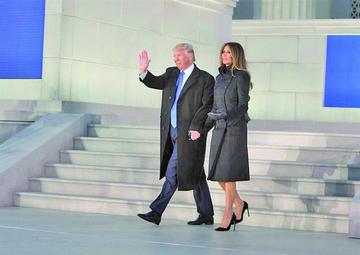 El presidente electo de Estados Unidos Donald J. Trump y su esposa Melania.
