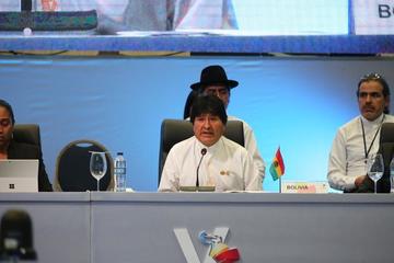 Presidente plantea en la Celac impulsar el modelo económico boliviano