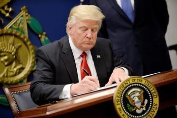 Trump radicaliza su política de control contra los terroristas