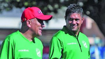 Oriente se presenta ante su hinchada en busca de sumar