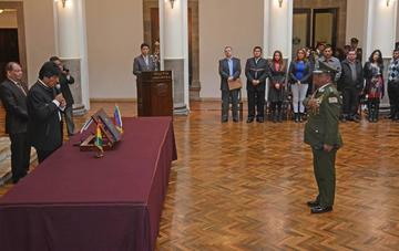 En su intervención, el jefe de Estado felicitó al nuevo titular de la entidad del orden, Abel Galo De La Barra Cáceres.