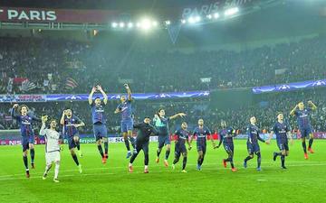Barcelona toca fondo en París