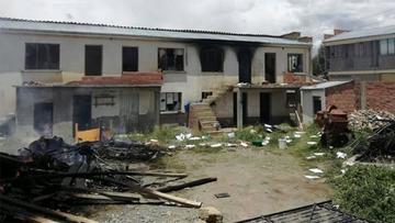 La casa del presidente de la Fejuve fue quemada ayer.