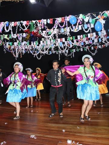 Se mostraron los ritmos variados del carnaval boliviano.