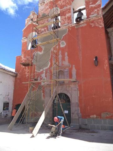 Rescatan la torre espadaña del templo de La Merced