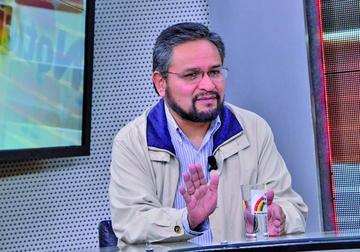 El viceministro de Coordinación con los Movimientos Sociales, Alfredo Rada.