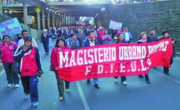 Prevén que en 10 días llegarán a la ciudad de La Paz.