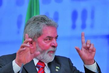 Lula declara ante juez e insiste en que es “perseguido” político