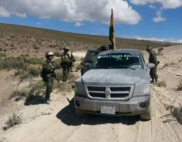 Un equipo del Instituto Geográfico Militar (IGM).