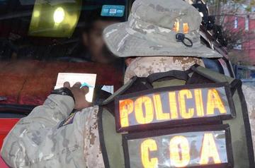 Bolivia decide reforzar el control militar en la frontera con Chile