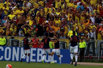 Colombia vence a Ecuador y se acerca a Rusia