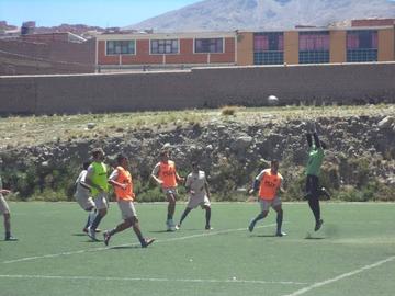 La banda roja viaja hoy a La Paz