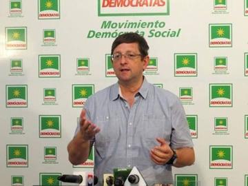 Solicitan retirar embajador boliviano en Venezuela