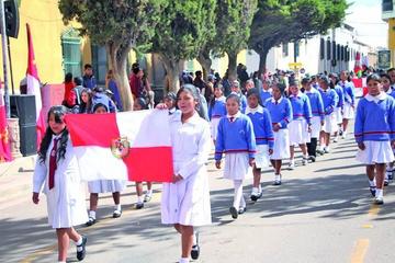 Estudiantes de la unidad educativa Villa Colón.