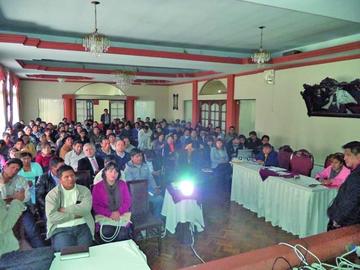 Evalúan indicadores en salud de Potosí