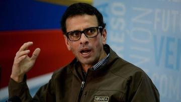 El opositor anunció que seguirá con su vida política pese a la medida de la Contraloría venezolana.