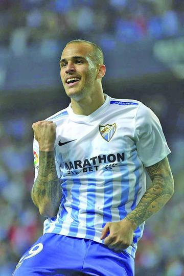 Málaga sorprende a Barcelona 