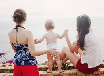 Lanzan campaña en defensa de familias con madres lesbianas en Chile