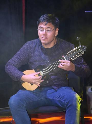 El charanguista argentino Miguel Vilca.
