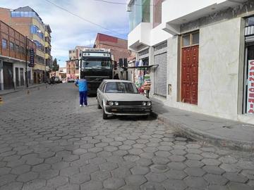 Se quiere eliminar el estacionamiento ilegal de autos.