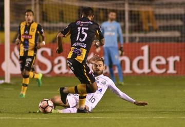 Luis Maldonado no logra pasar la marca de Lucas Lima.