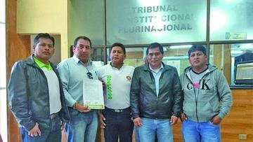 Presentan demanda ante el TCP contra la ley de la Coca