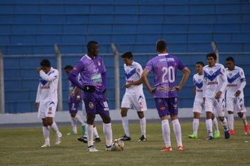 Real Potosí y San José se dividen honores 