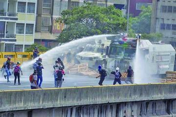 El Gobierno cifra en 60 muertos producto de la crisis venezolana