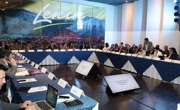 Ocho mujeres y 15 hombres integrarán el gabinete de ministros del nuevo Gobierno.