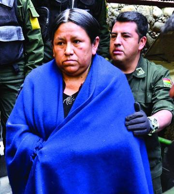 Justicia niega libertad a la exministra Achacollo 