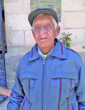 Muere el escritor Víctor Cárdenas