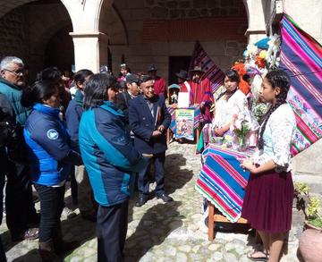 Alumnos relatan fiestas de Chaquí