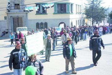 Cooperativistas inician presión y exigen elecciones en Comcipo