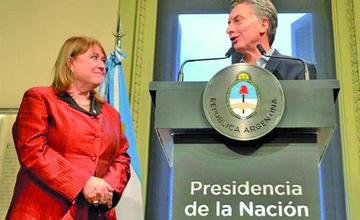 Renuncia de canciller Malcorra afecta al Gobierno de Macri en Argentina