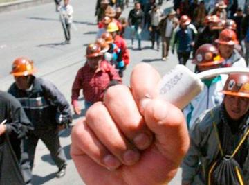 Prevén la detonación de dinamitas.
