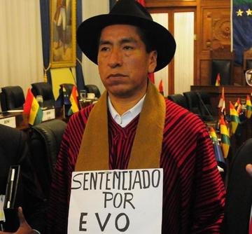 Declaran culpable a Cusi y es destituido del TCP