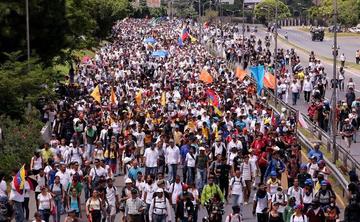 Mueren un juez y un exmilitar en las protestas de Venezuela