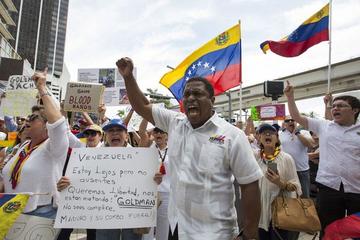 Venezuela someterá a consulta el cambio de su Constitución