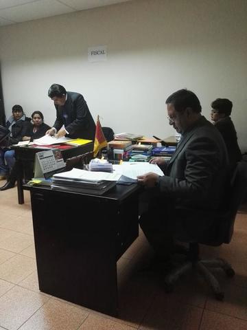 Docente universitario  va a prisión imputado  por acosar a estudiante