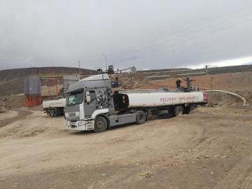 Se recupera el agua del dique para las operaciones.