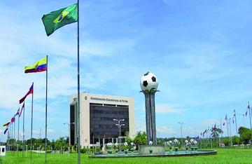 Conmebol designa ternas para la Libertadores