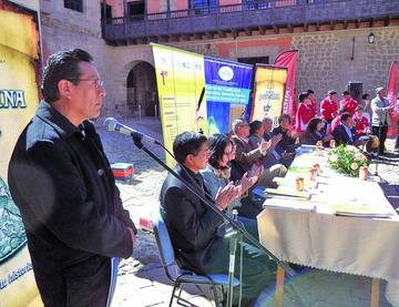 Sale convocatoria a premio literario