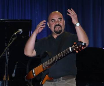 Barrenechea hoy le canta a Potosí