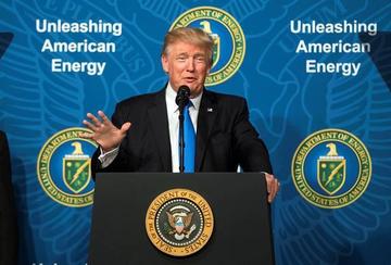 Trump restringe la llegada de algunos musulmanes a EE.UU.